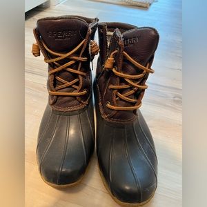 SPERRY SALTWATER DUCK BOOTS